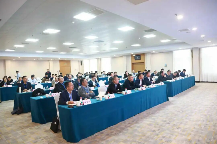 山东省绿色低碳产业发展协会资源化再生利用专业委员会揭牌成立